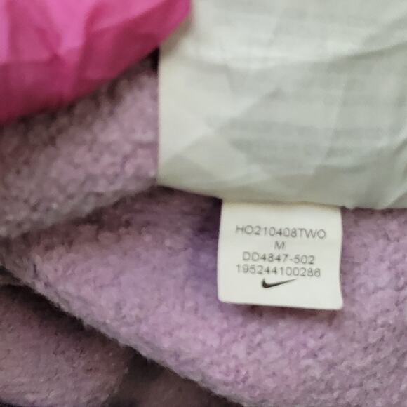 NIKE AOP Hoodie Medium 22x24 Purple - Picture 6 of 13